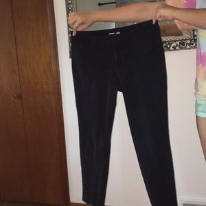 Old Navy Black Mid-Rise Ankle Pixie Pant Women's